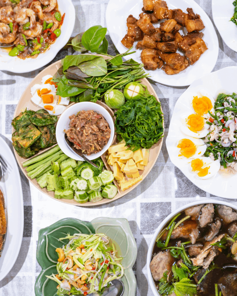 🍜 Top 7 Foods to Try in Bangkok